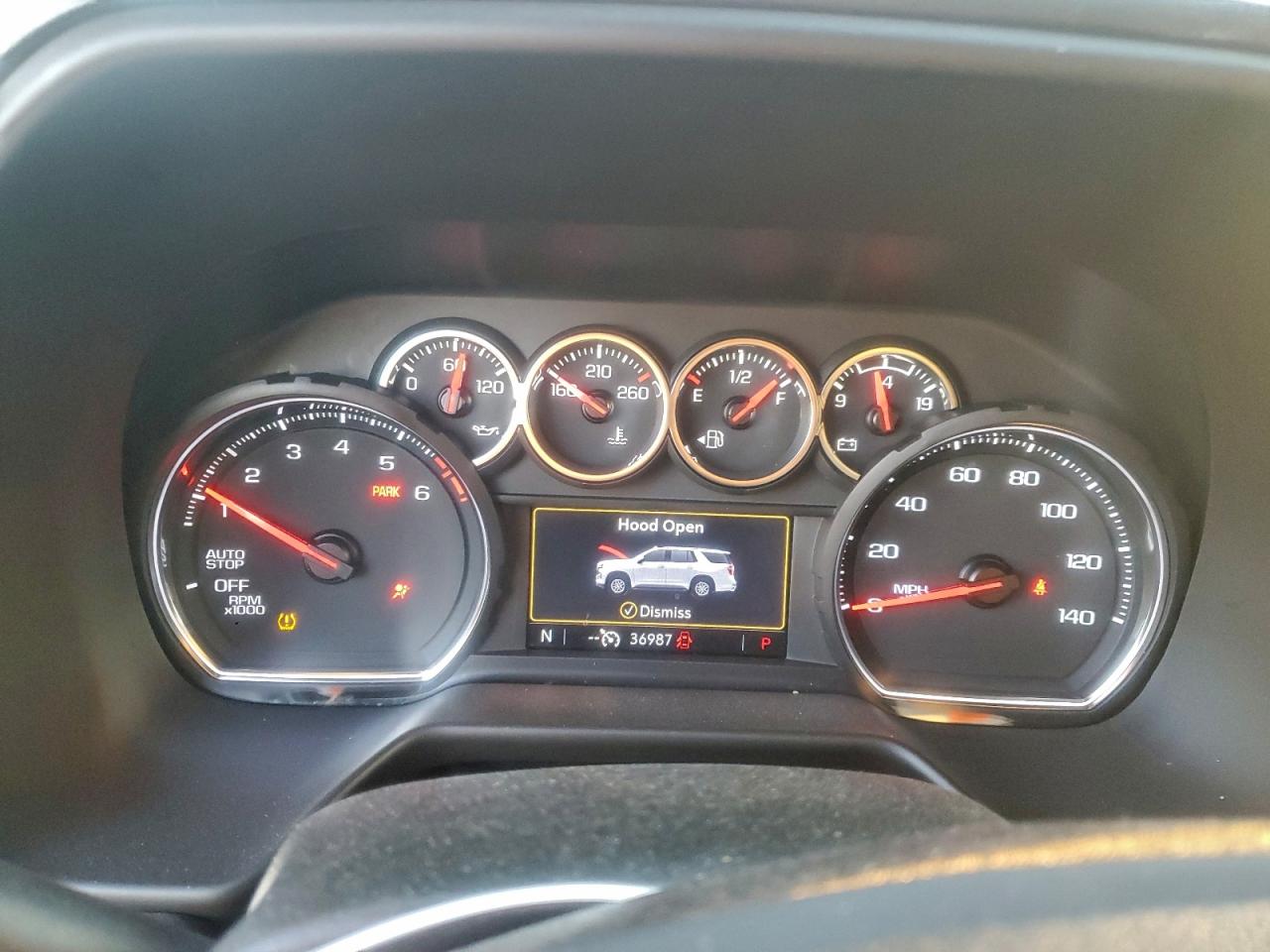 Chevrolet Tahoe C1500 Ls Image 7