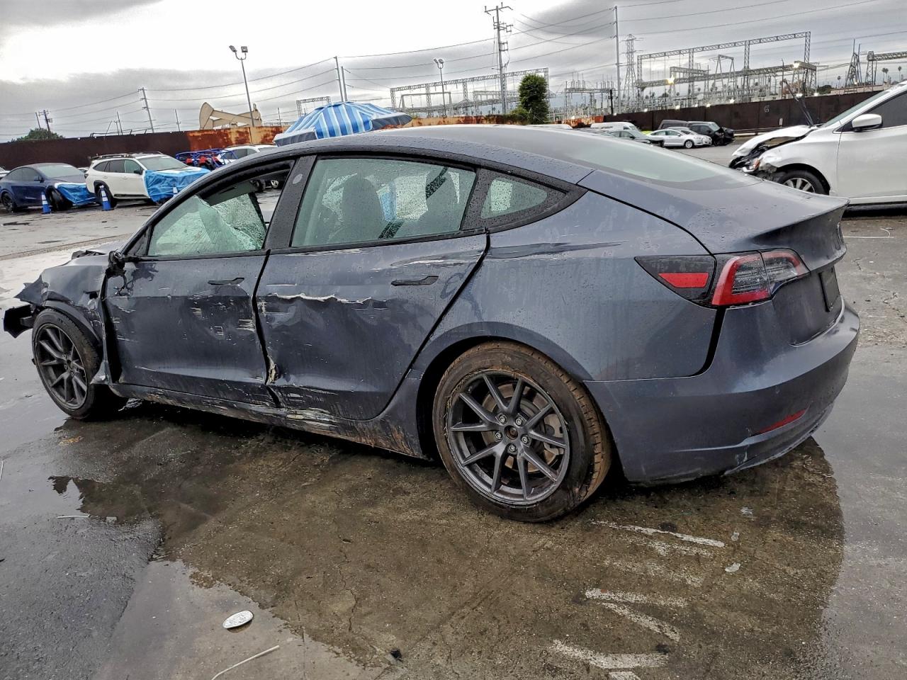 Tesla Model 3 Image 3