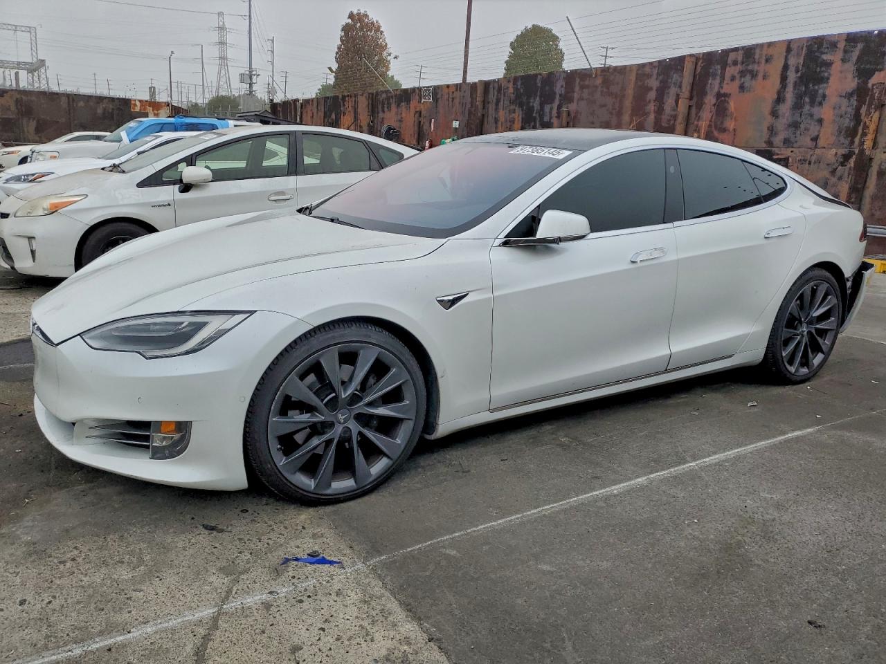 Tesla Model S Image 1