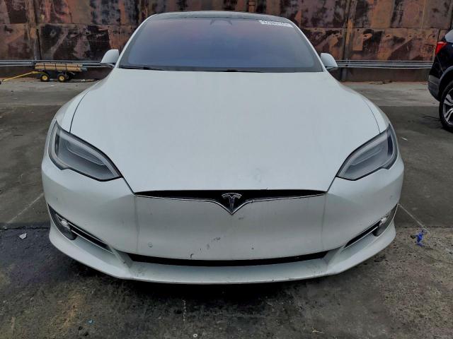 Tesla Model S Image 3