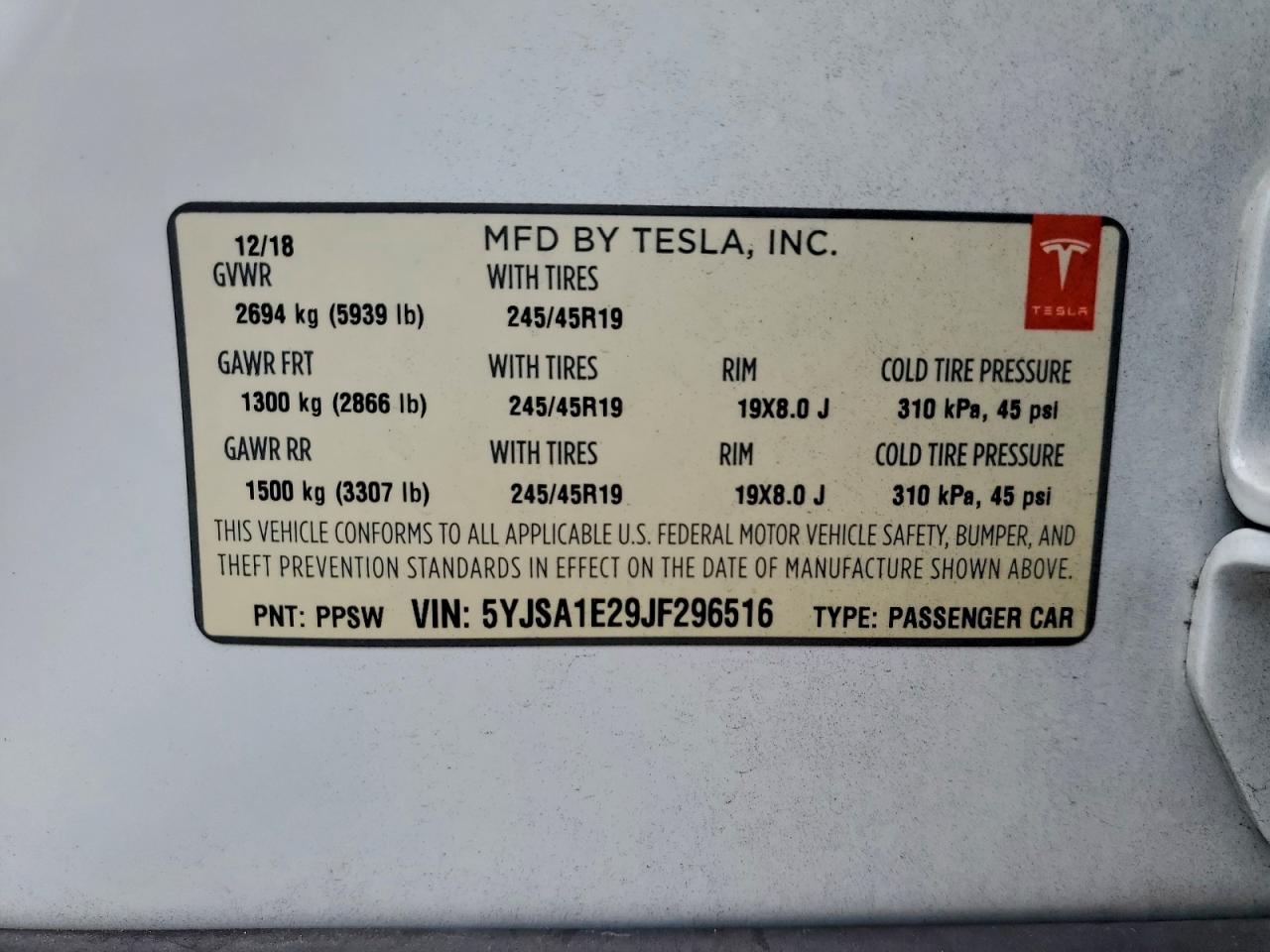 Tesla Model S Image 11