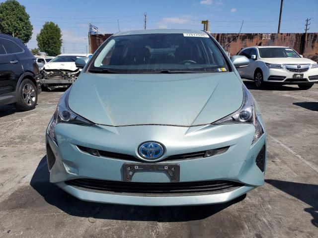 Toyota Prius Image 2