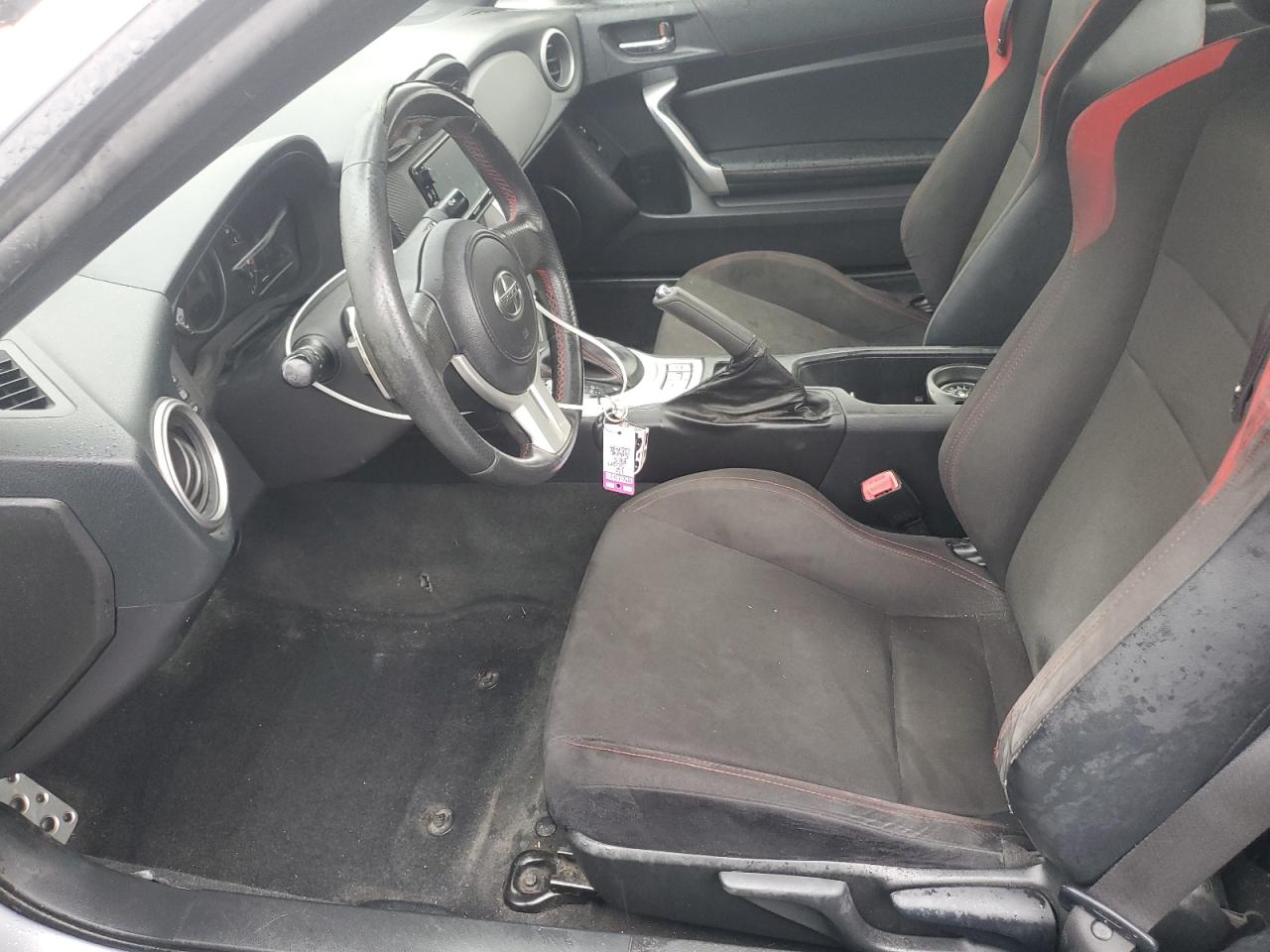 Toyota Scion Image 4