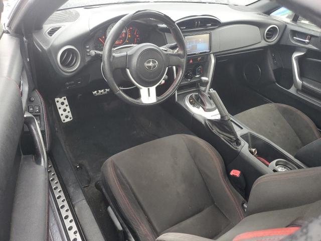 Toyota Scion Image 10