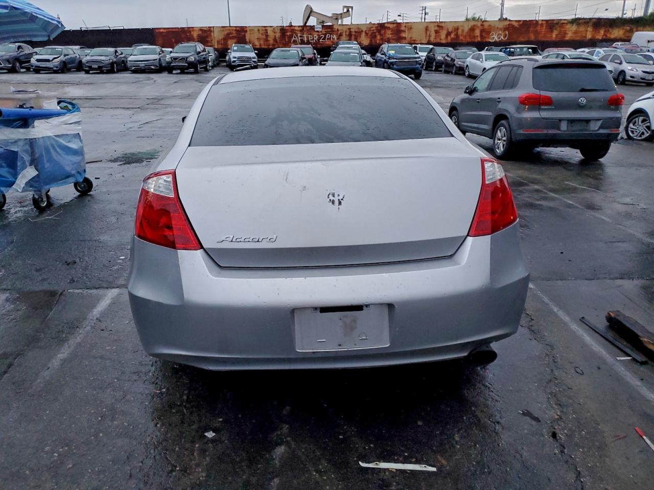 Honda Accord Lx Image 12