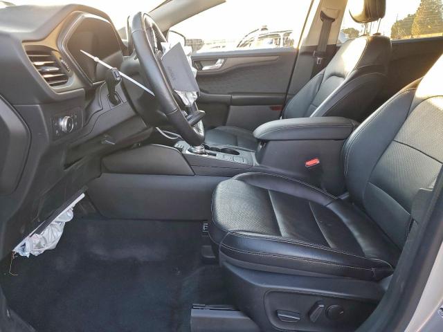 Ford Escape Titanium Image 11