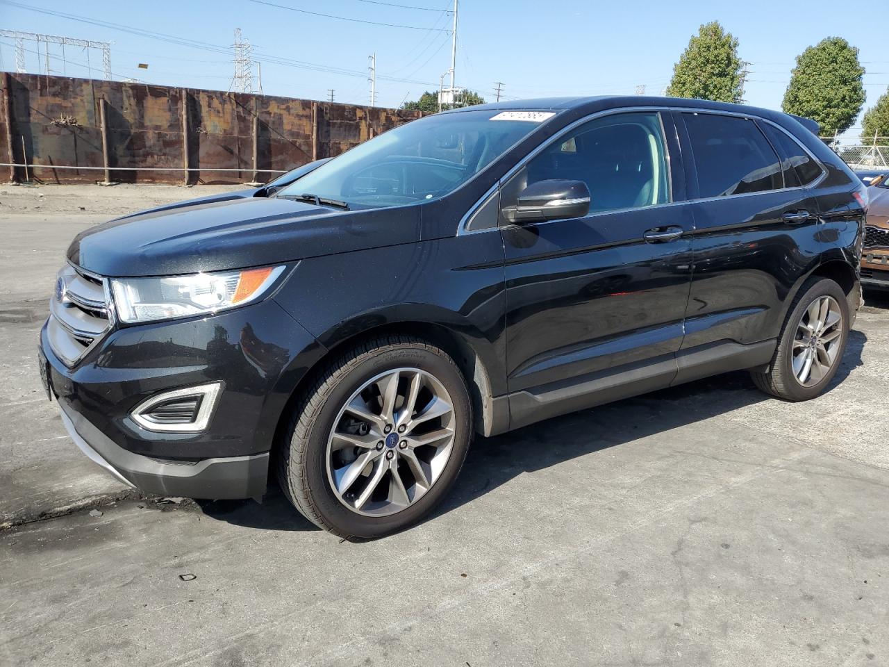 Ford Edge Titanium Image 1